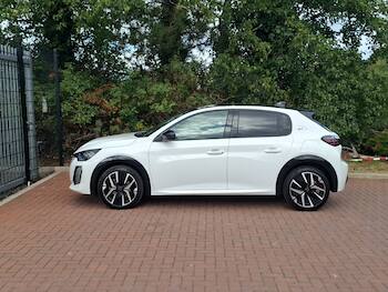 Used Peugeot 208 2024 for sale - 79869954: Photo
