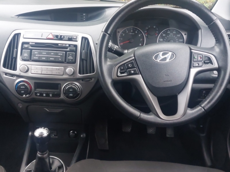 Used Hyundai i20 2013 for sale - 76537297: Photo 7