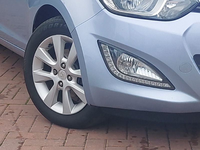 Used Hyundai i20 2013 for sale - 76537297: Photo 9