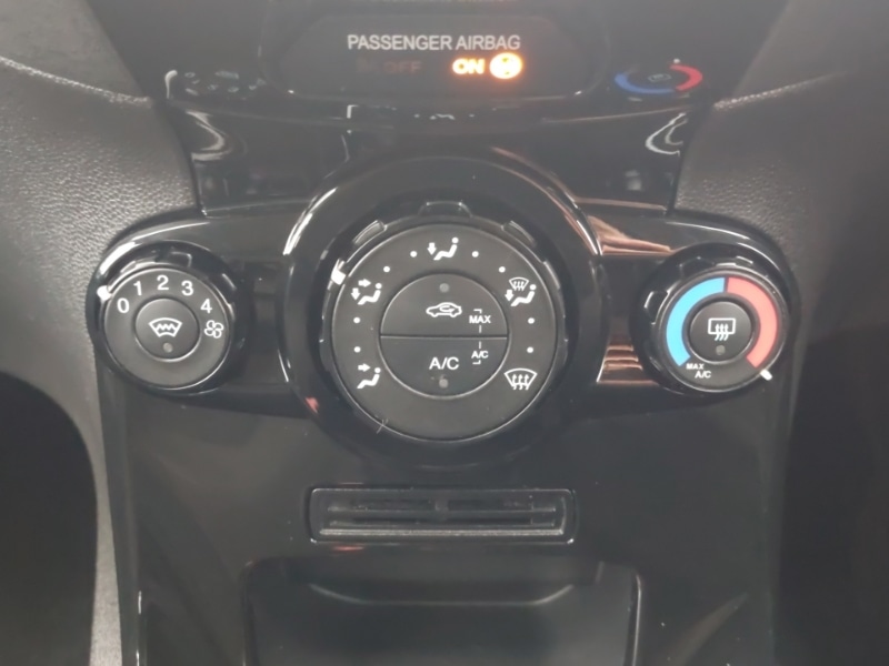 Used Ford Fiesta 2017 for sale - 78113476: Photo 15