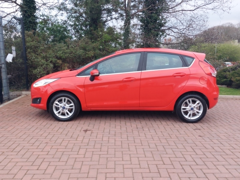 Used Ford Fiesta 2017 for sale - 78113476: Photo 4