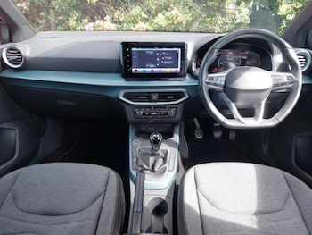 Used SEAT Arona 2025 for sale - 79086778: Photo