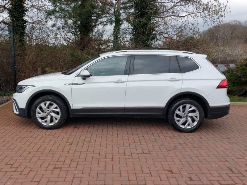 Used Volkswagen Tiguan Allspace 2023 for sale - 77717106: Photo 4