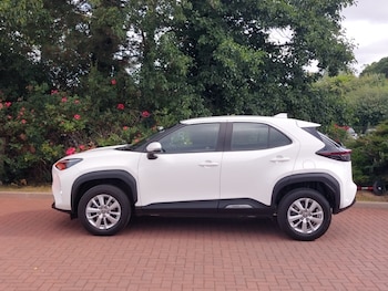 Used Toyota Yaris Cross 2023 for sale - 79126584: Photo