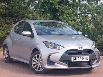 Used Toyota Yaris 2023 for sale - 78560034: Photo