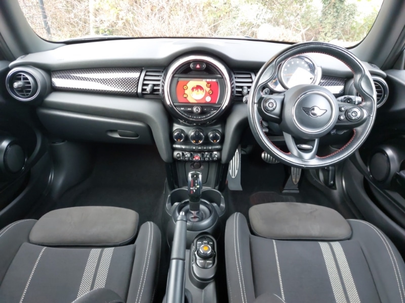 Used MINI Hatch 2018 for sale - 76779465: Photo 2