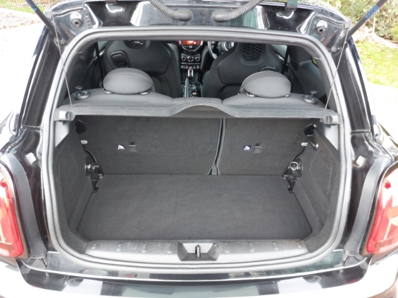 Used MINI Hatch 2018 for sale - 76779465: Photo 8