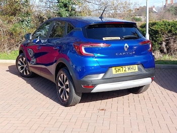 Used Renault Captur 2022 for sale - 77832297: Photo