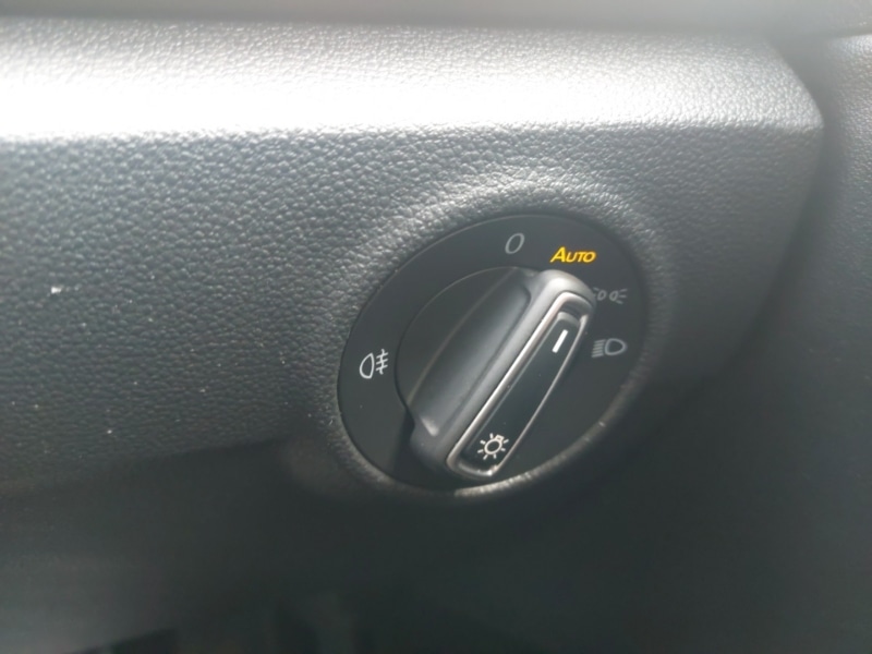 Used Volkswagen T-Roc 2023 for sale - 76055157: Photo 13