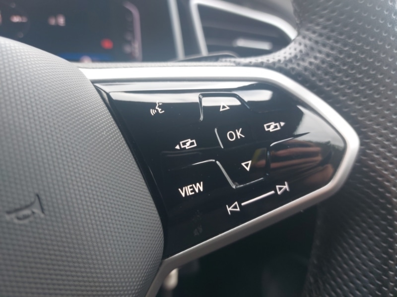 Used Volkswagen T-Roc 2023 for sale - 76055157: Photo 15