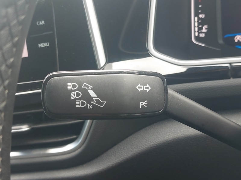 Used Volkswagen T-Roc 2023 for sale - 76055157: Photo 17