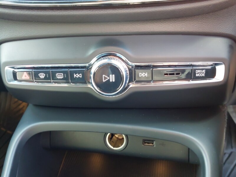 Used Volvo XC40 2020 for sale - 78151682: Photo 17