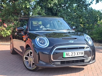 Used MINI Hatch 2023 for sale - 79322010: Photo