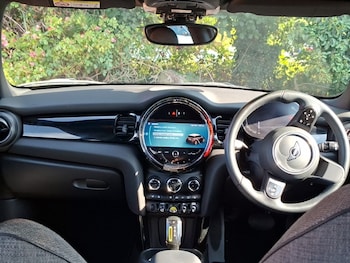 Used MINI Hatch 2023 for sale - 79322010: Photo