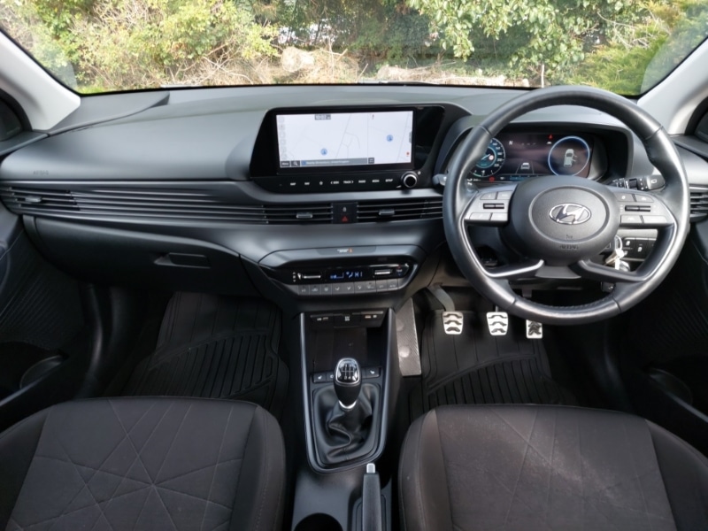 Used Hyundai BAYON 2022 for sale - 76264608: Photo 2