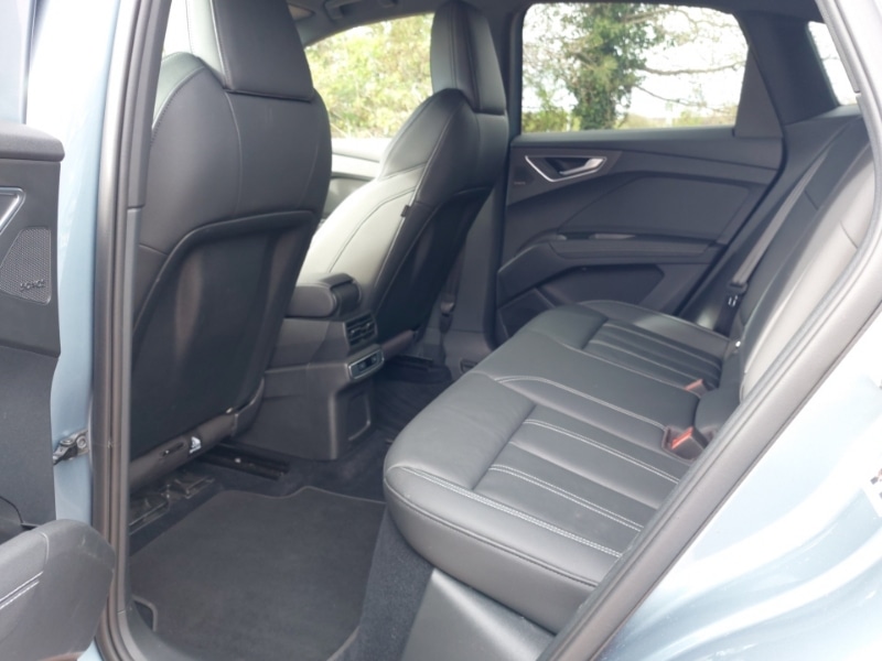 Used Audi Q4 e-tron 2023 for sale - 78183866: Photo 6