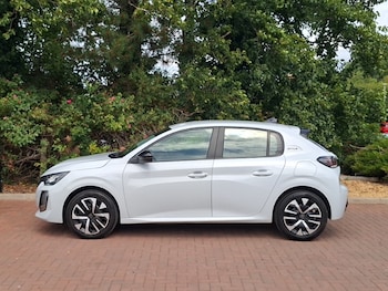 Used Peugeot 208 2025 for sale - 79351109: Photo