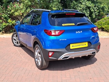 Used Kia Stonic 2023 for sale - 79339313: Photo