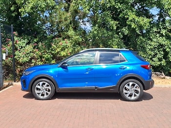 Used Kia Stonic 2023 for sale - 79339313: Photo