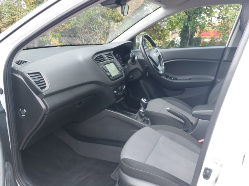 Used Hyundai i20 2020 for sale - 76498261: Photo 5