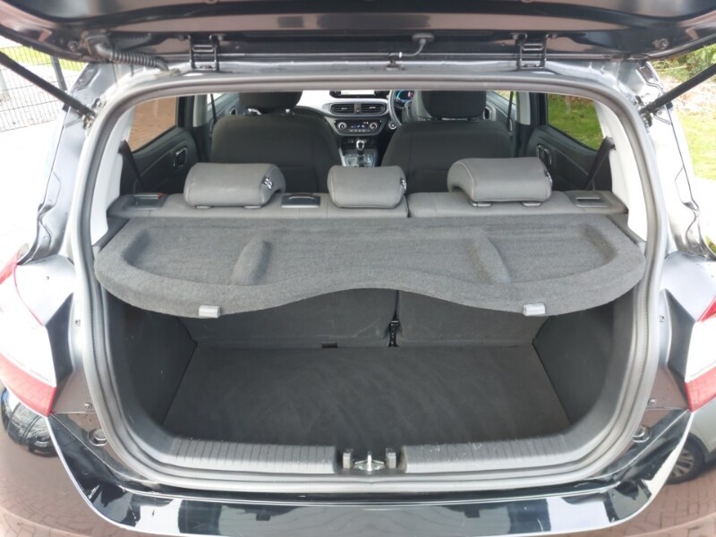 Used Hyundai i10 2024 for sale - 76335940: Photo 8