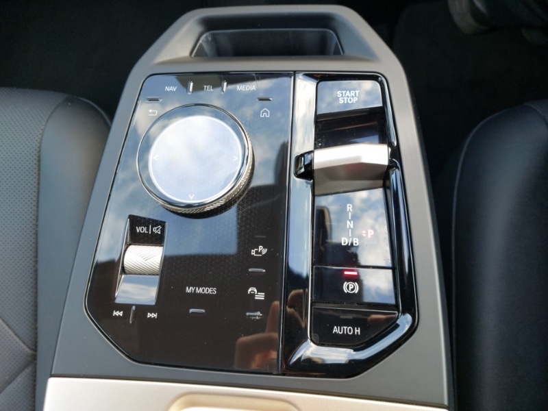 Used BMW iX 2022 for sale - 76369590: Photo 17