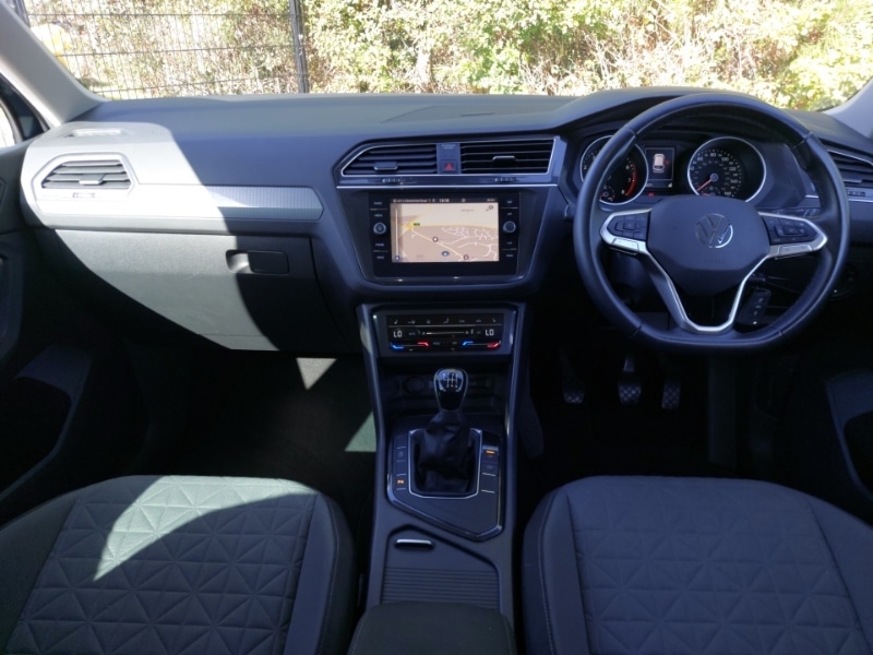 Used Volkswagen Tiguan 2021 for sale - 76188118: Photo 2