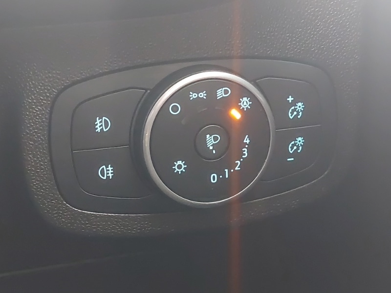 Used Ford Fiesta 2018 for sale - 76478310: Photo 14