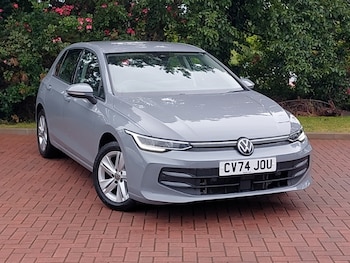 Used Volkswagen Golf 2024 for sale - 78953003: Photo