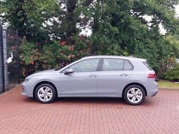 Used Volkswagen Golf 2024 for sale - 78953003: Photo