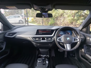 Used BMW 1 Series 2022 for sale - 76408114: Photo