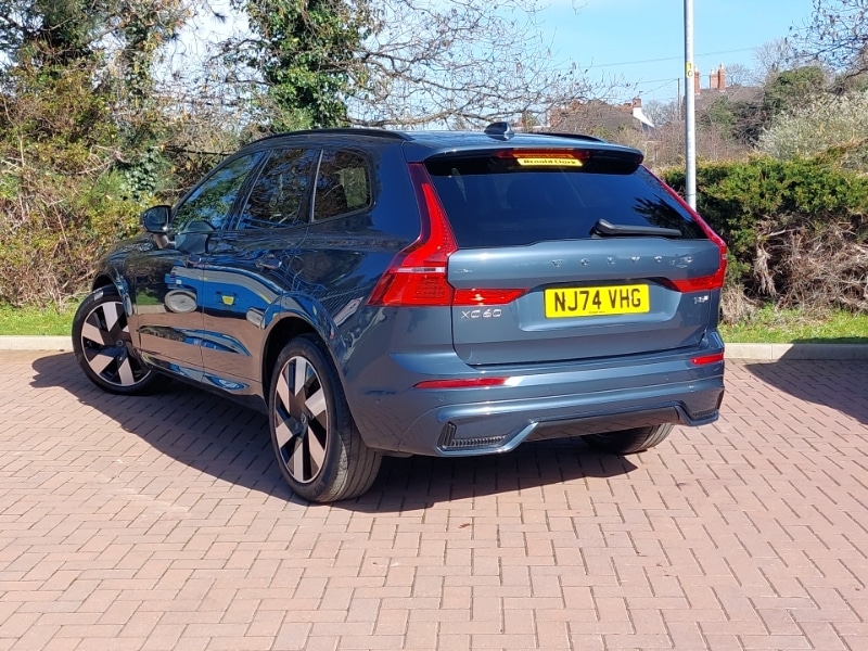 Used Volvo XC60 2024 for sale - 77921972: Photo 3