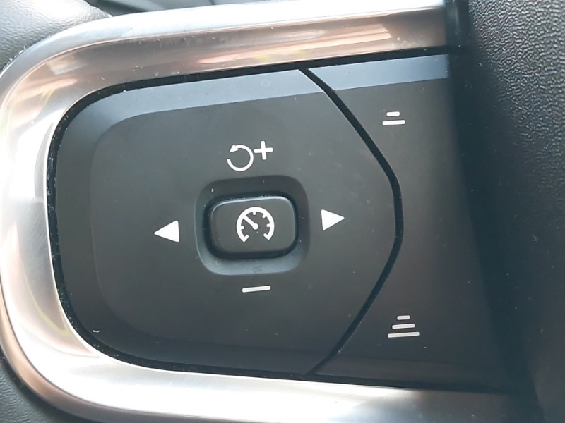 Used Volvo XC40 2024 for sale - 76238284: Photo 14