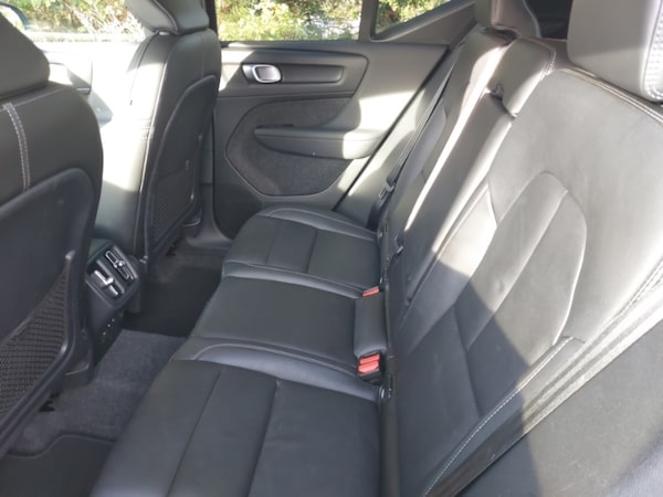 Used Volvo XC40 2024 for sale - 76238284: Photo 6