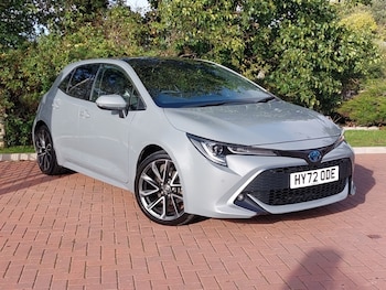 2022 - 1.8 VVT-i Hybrid Excel 5dr CVT [Panoramic Roof]