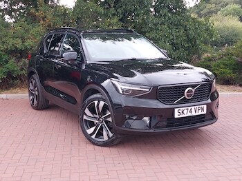 2024 - 2.0 B4P Ultra Dark 5dr Auto