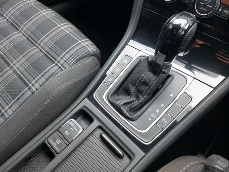 Used Volkswagen Golf 2018 for sale - 78156092: Photo 19