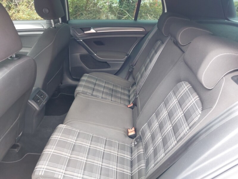 Used Volkswagen Golf 2018 for sale - 78156092: Photo 6