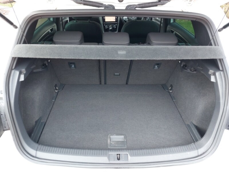 Used Volkswagen Golf 2018 for sale - 78156092: Photo 8