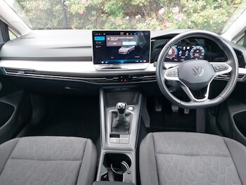 Used Volkswagen Golf 2024 for sale - 78872341: Photo
