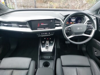 Used Audi Q4 e-tron 2024 for sale - 77300141: Photo