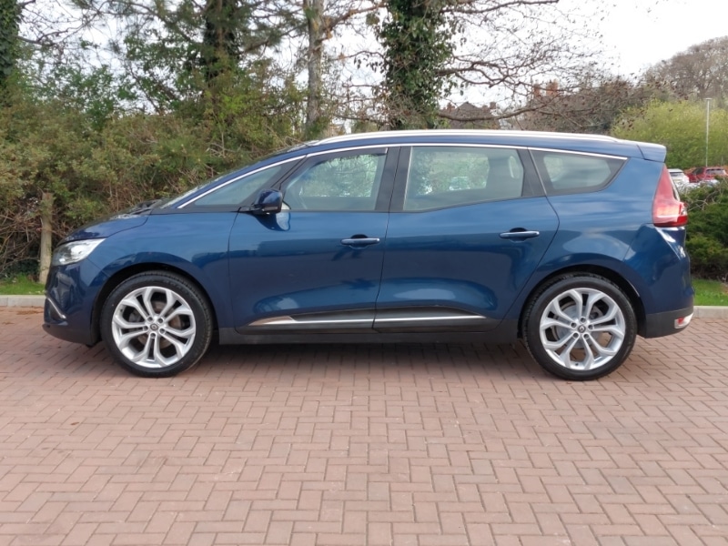 Used Renault Grand Scenic 2018 for sale - 76571736: Photo 4