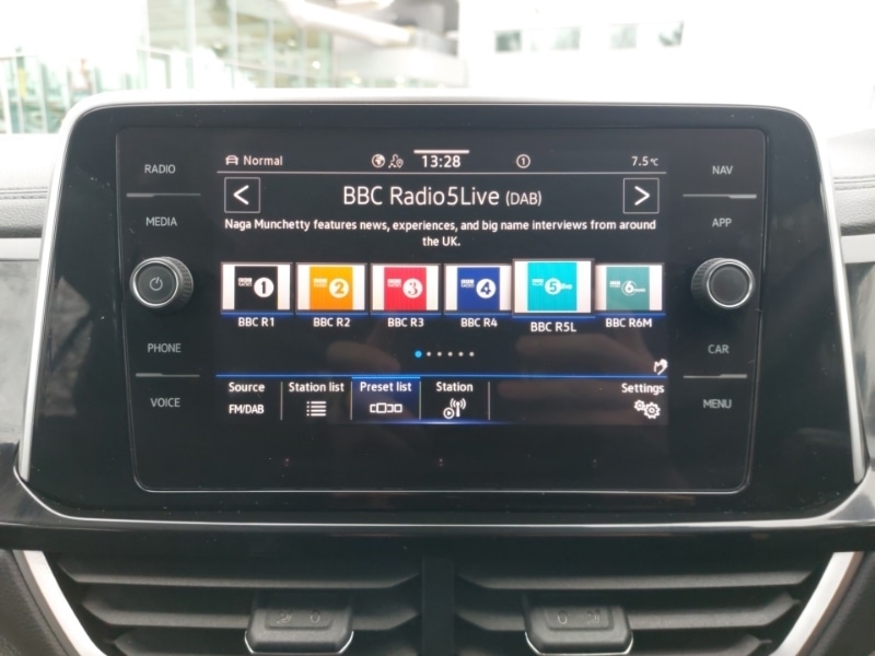 Used Volkswagen T-Roc 2023 for sale - 77405551: Photo 14