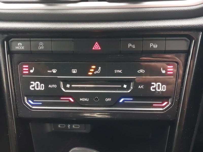 Used Volkswagen T-Roc 2023 for sale - 77405551: Photo 17