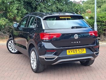 Used Volkswagen T-Roc 2019 for sale - 79840071: Photo
