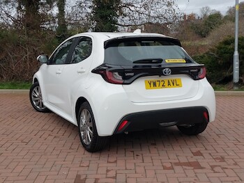 Used Toyota Yaris 2023 for sale - 78093968: Photo