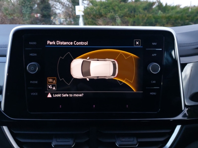 Used Volkswagen T-Roc 2025 for sale - 77126210: Photo 10