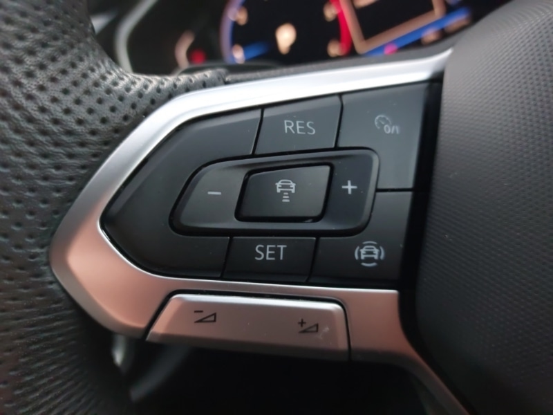 Used Volkswagen T-Roc 2025 for sale - 77126210: Photo 13