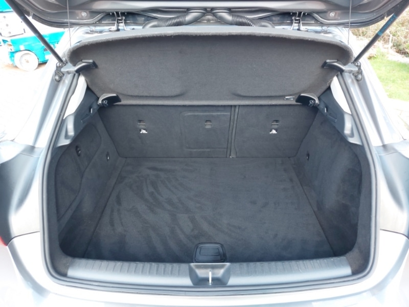 Used Mercedes-Benz GLA 2019 for sale - 77889586: Photo 8