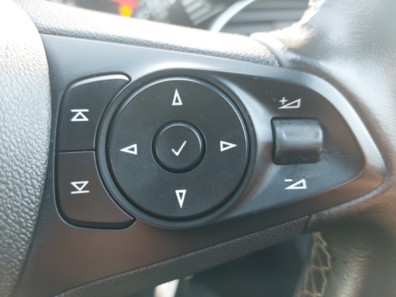 Used Vauxhall Astra 2017 for sale - 77149732: Photo 12